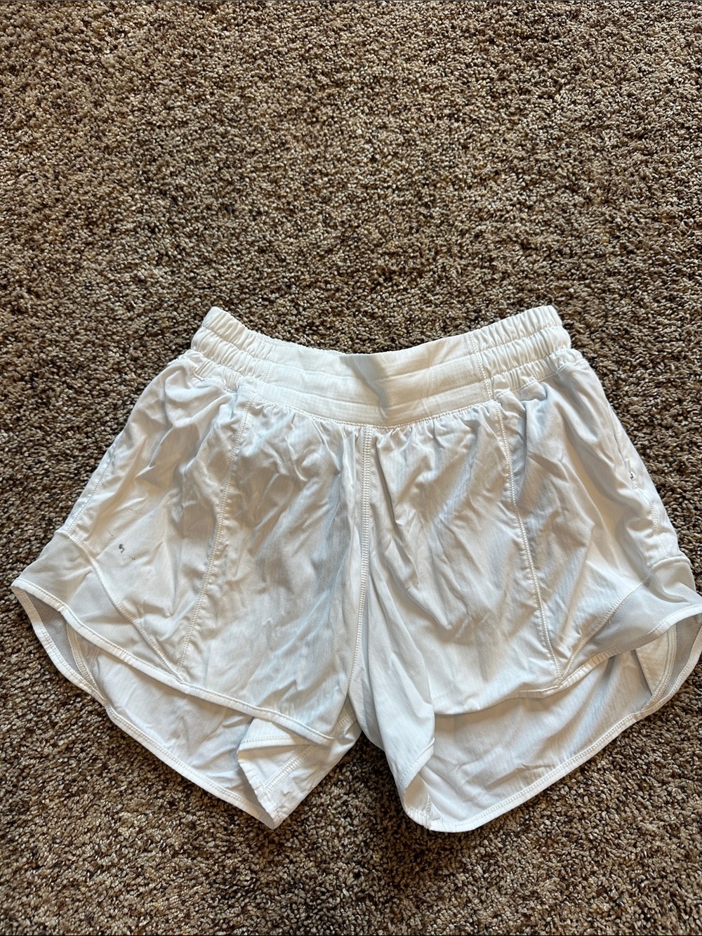 Women’s Lululemon shorts